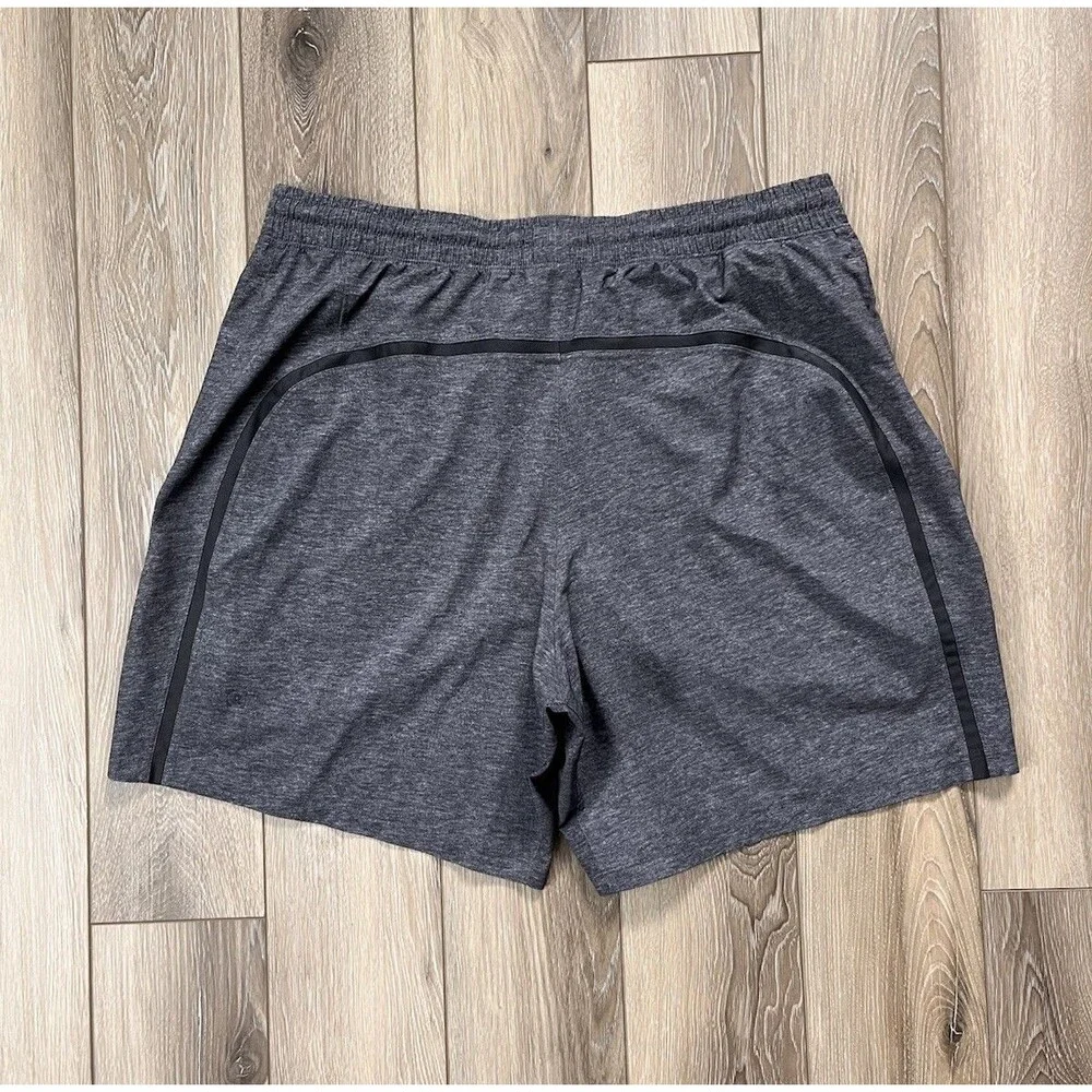Lululemon Pace Breaker Shorts Mens Sz XL Gray Solid Linerless 7” Inseam Stretch